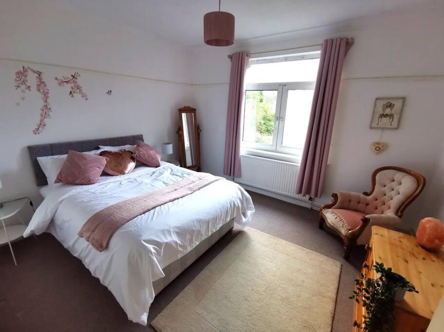 4 Bedroom Country Home Bristol Bagian luar foto